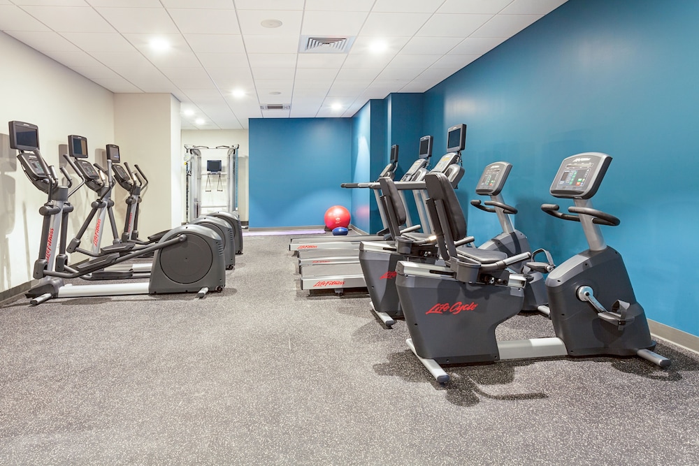 Holiday Inn Express & Suites Panama City Beach Beachfront by IHG - photo 51