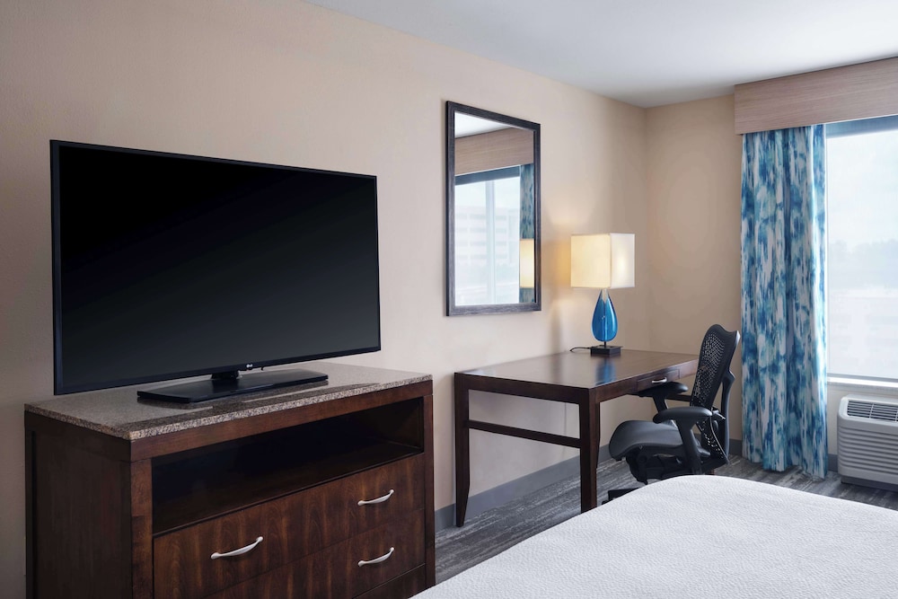 Hilton Garden Inn Houston Bush Intercontinental Airport - photo 13
