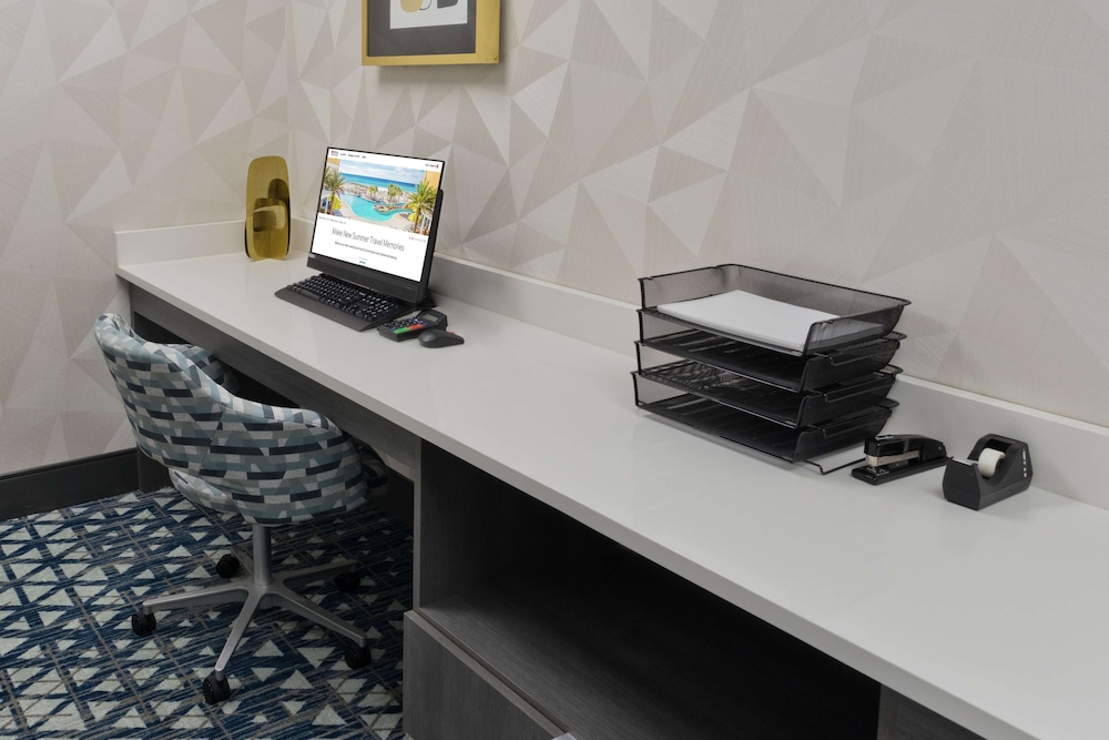 Hilton Garden Inn Birmingham SE Liberty Park - photo 38