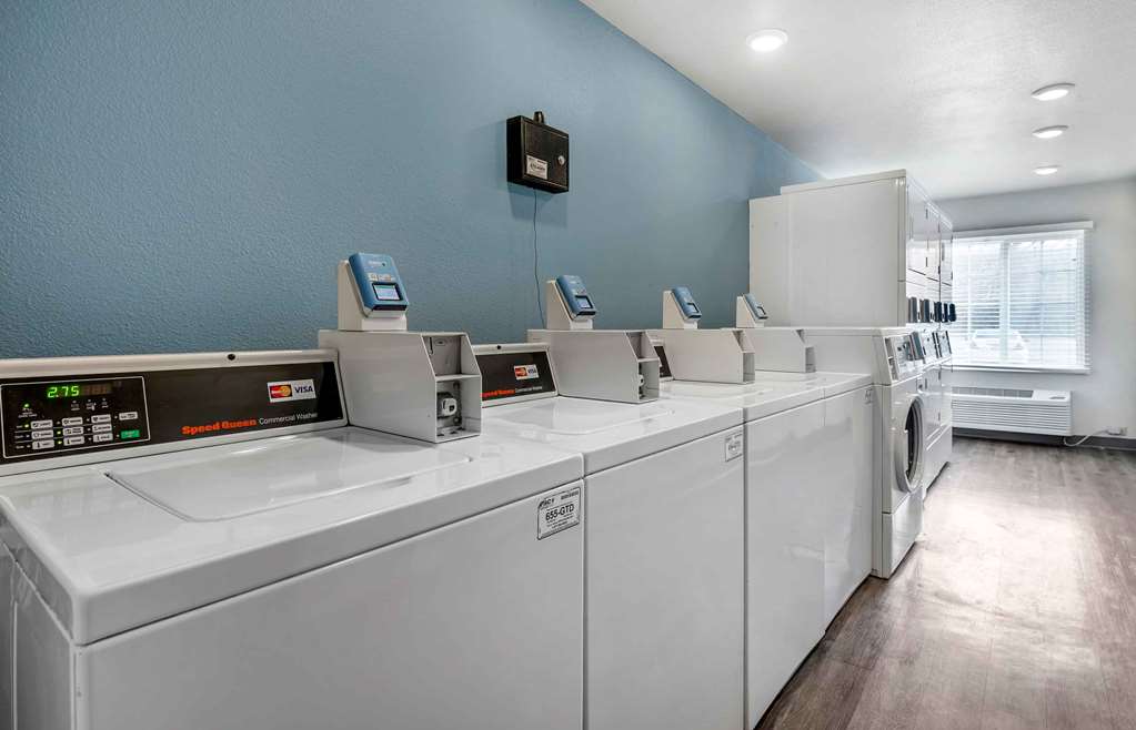 Extended Stay America Select Suites Indianapolis West - photo 29