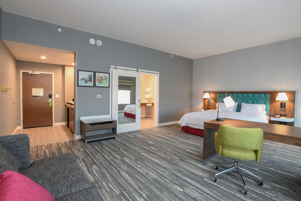 Hampton Inn & Suites Cincinnati Liberty Township - photo 8