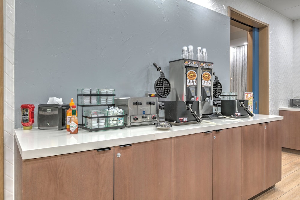 Staybridge Suites San Antonio Lackland AFB Area by IHG - photo 43