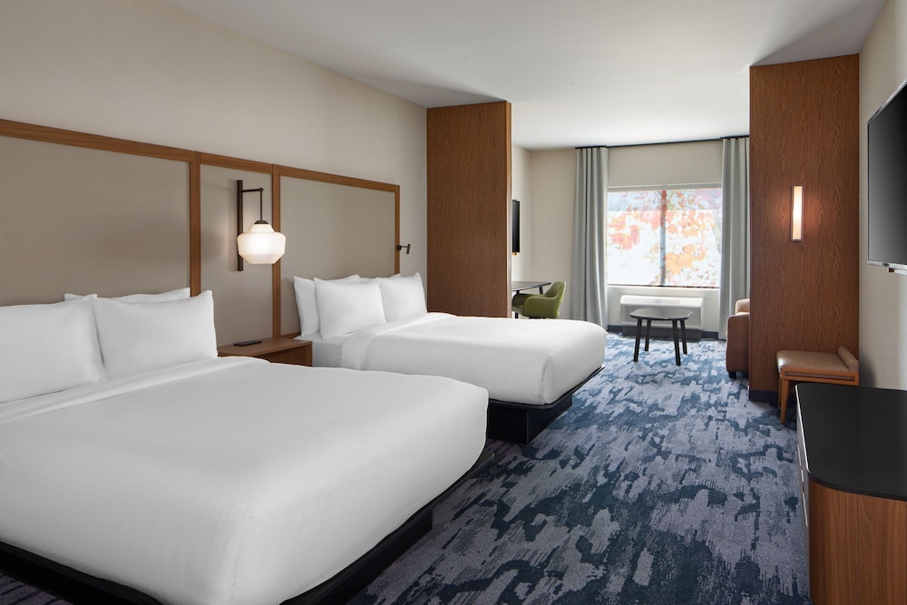 Fairfield by Marriott Inn & Suites Whitsett Greensboro East - photo 14