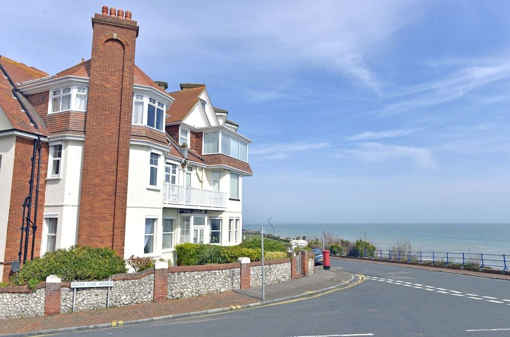 Sea Dreams — 4-Star Luxury Hotel in Eastbourne, United Kingdom