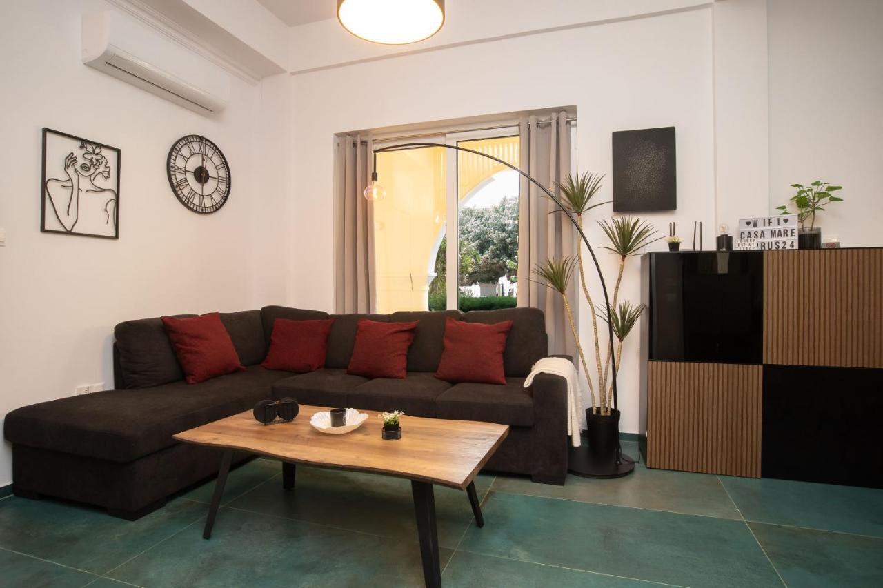2 Bedroom With 200M To Sea Beach And Relax