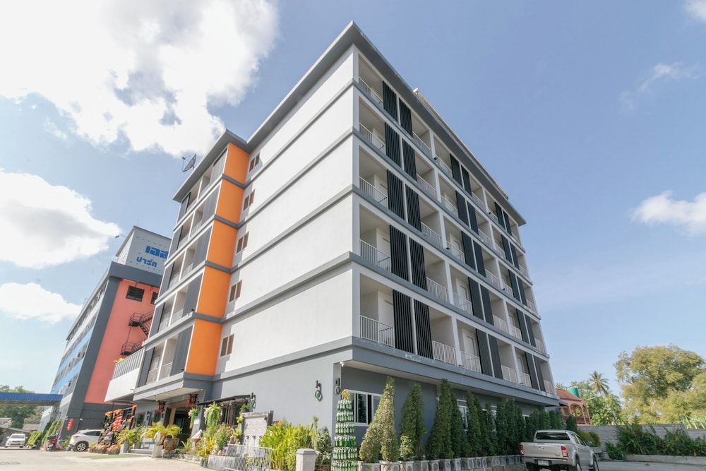 Carpio Hotel Phuket — 4-Star Luxury Hotel in Phuket, Thailand