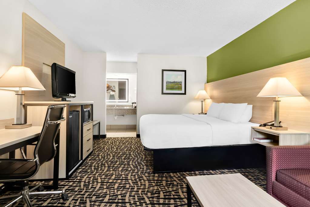 Quality Inn Russellville - photo 16
