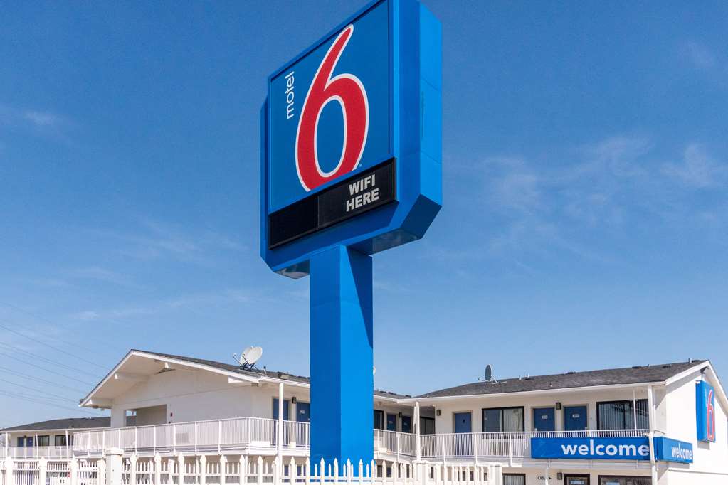 Motel 6 Fort Worth TX North - photo 5
