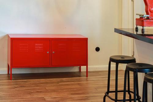 Chic Abanotubani Apt By Wehost