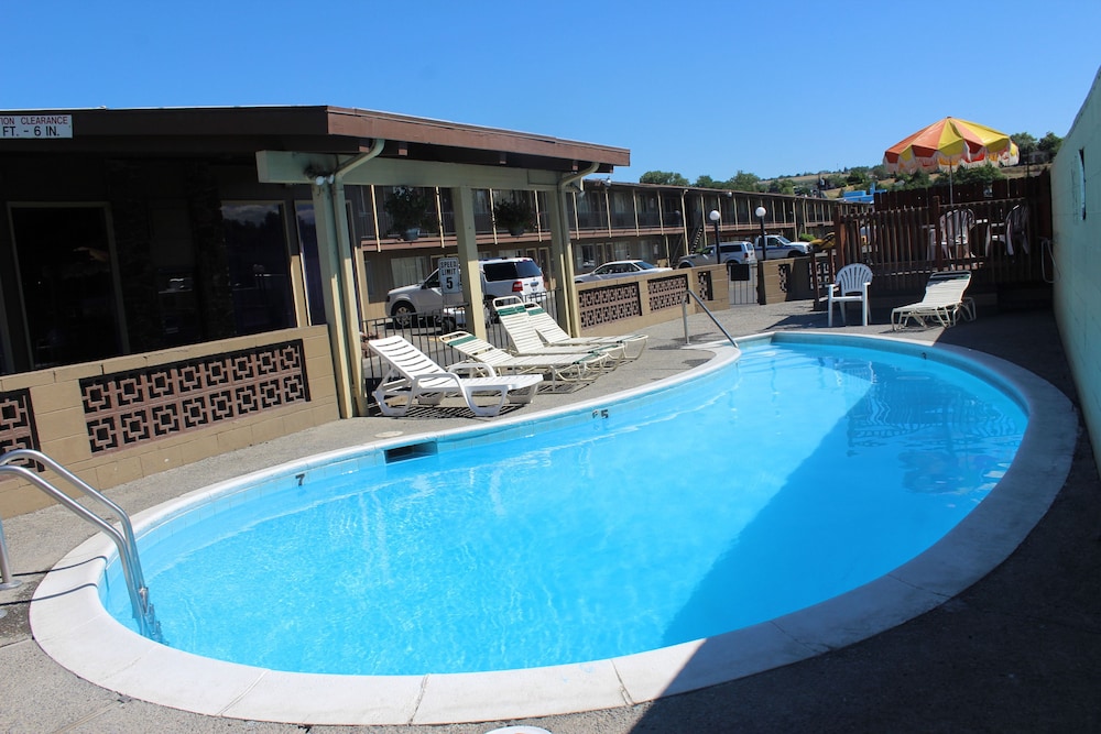 Cedars Inn Lewiston - photo 22
