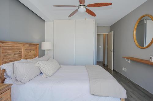Ocean view Luxury Beachfront Self Catering Apartment