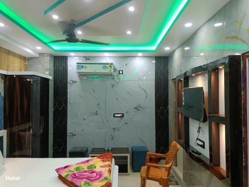 Hotel Dwarkadhish Tarapith — Unknown City — photo 4