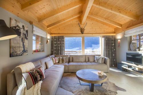 Schöneben Chalet Bergkristall — 4-Star Luxury Hotel in Wald Im Pinzgau, Austria