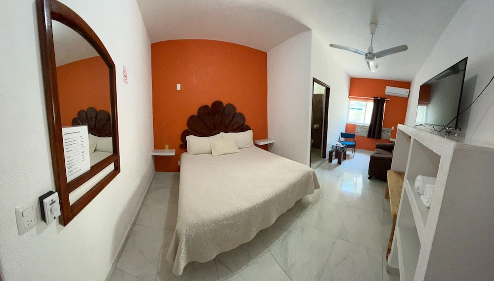 Hotel royal Pacífico manzanillo in Manzanillo, Mexico