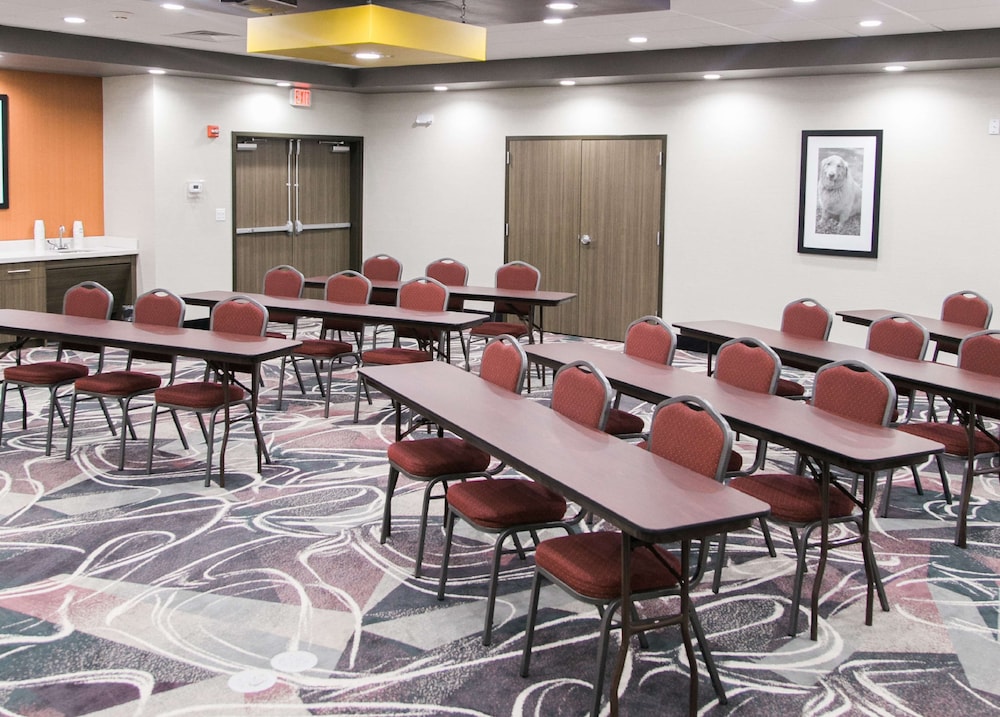 Hampton Inn & Suites Amarillo East - photo 28