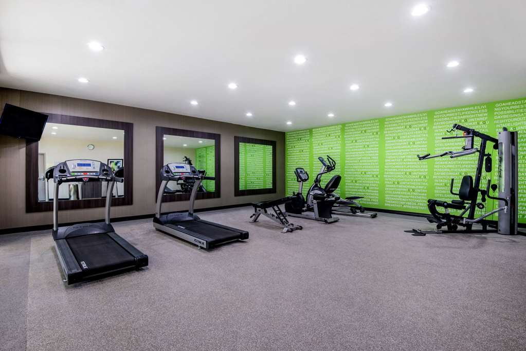 La Quinta Inn & Suites by Wyndham Pampa - photo 21