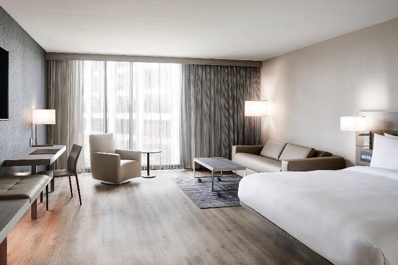 AC Hotel by Marriott Tampa Airport - photo 30