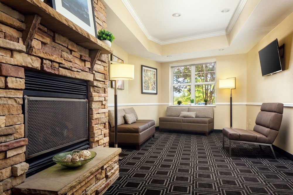 TownePlace Suites by Marriott Springfield - photo 2