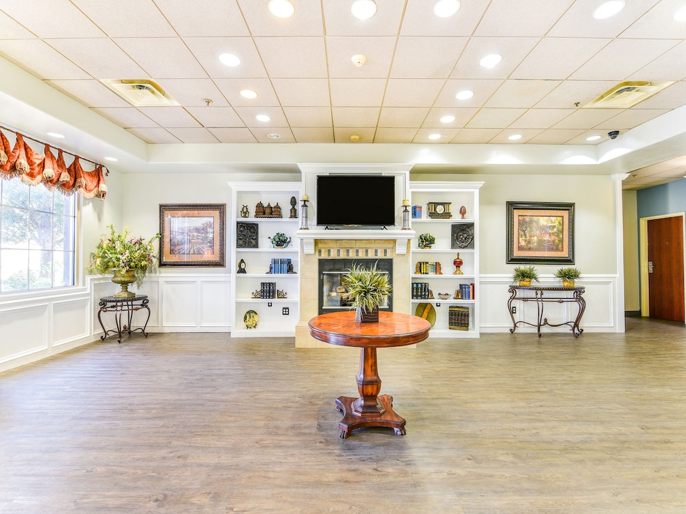 OYO Townhouse Oklahoma City Airport - photo 4