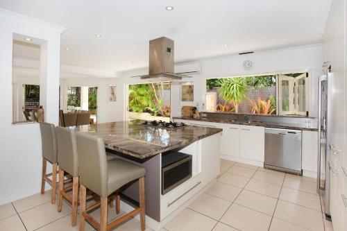 11 Dalmor Court — Coolum Beach — photo 4