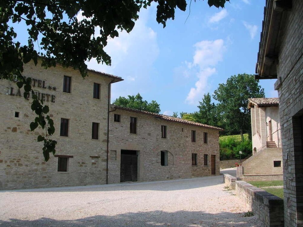 Hotel La Quiete — Assisi — photo 2