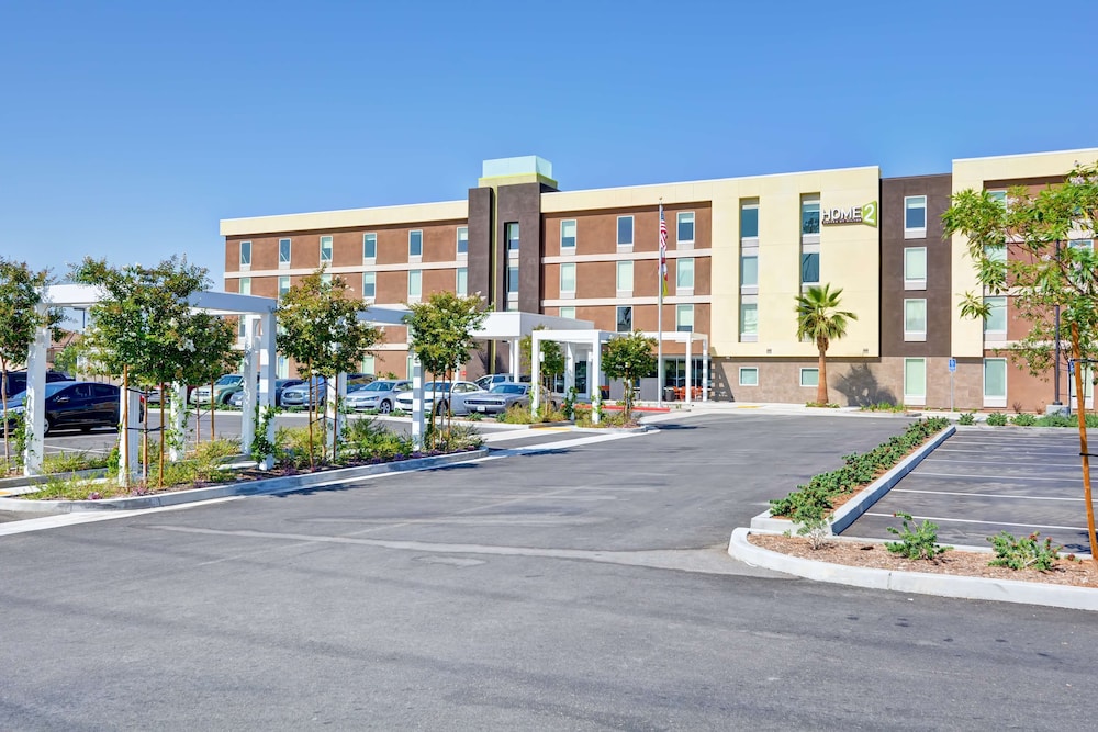 Home2 Suites by Hilton Azusa - photo 41