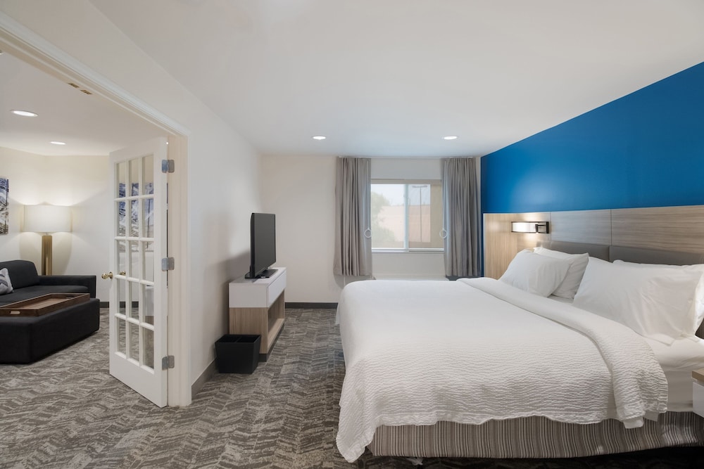 SpringHill Suites by Marriott Dallas NW Hwy I35E - photo 14