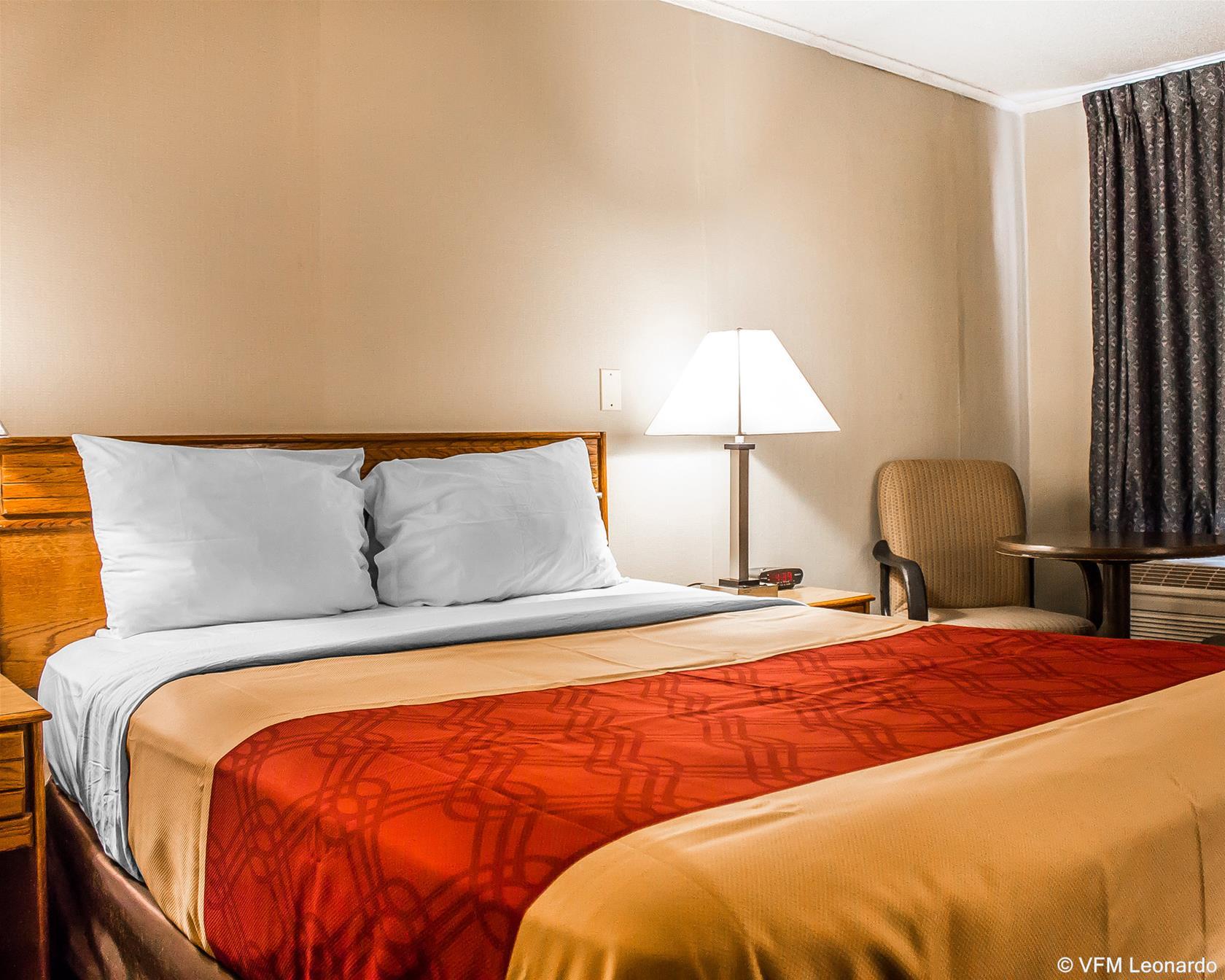 Economy Inn East Hartford CT - photo 42
