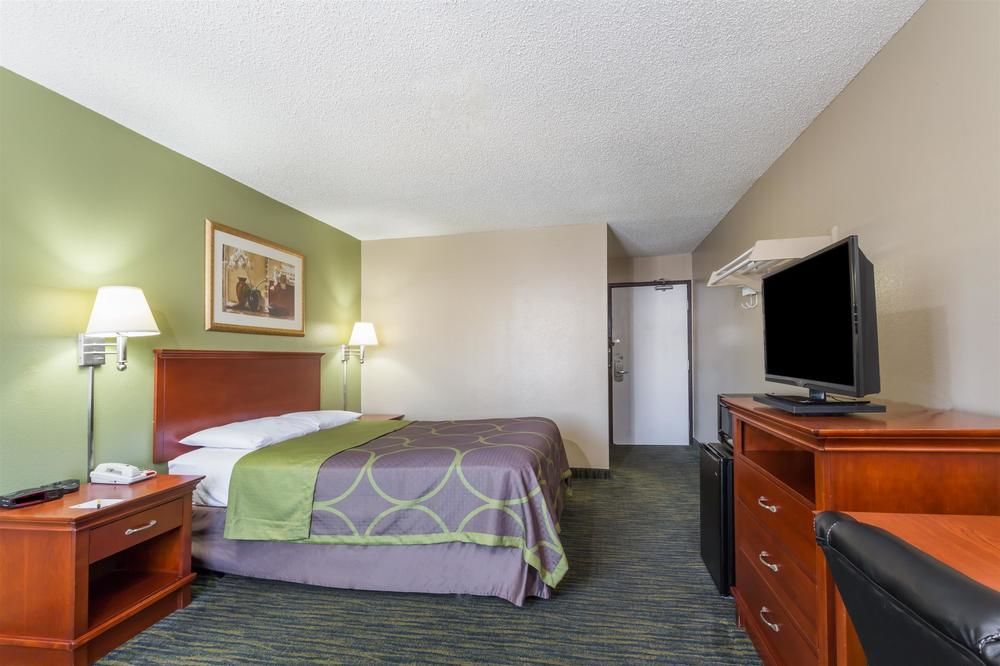 Super 8 by Wyndham Panama City - photo 13