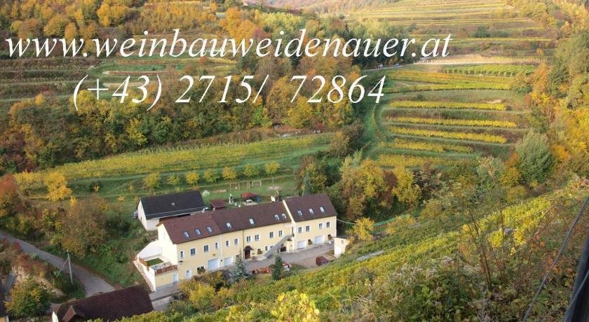 Weinbau Weidenauer — hotel in Weissenkirchen In Der Wachau