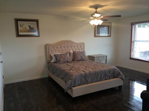 Anchor Inn & Suites - featured photo
