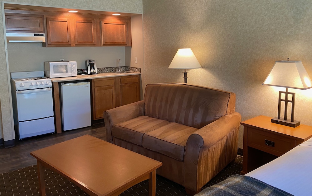 Cousins Country Inn - photo 50