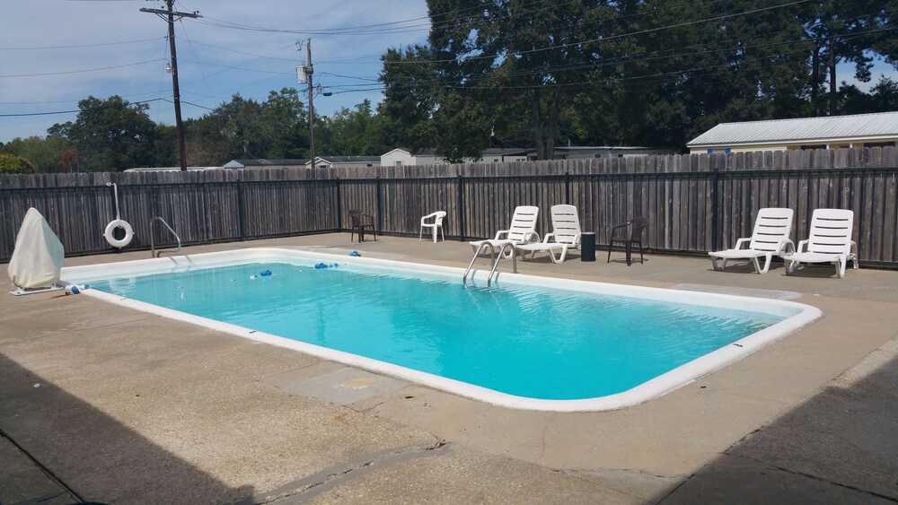 Sunbelt Lodge Motel - photo 16