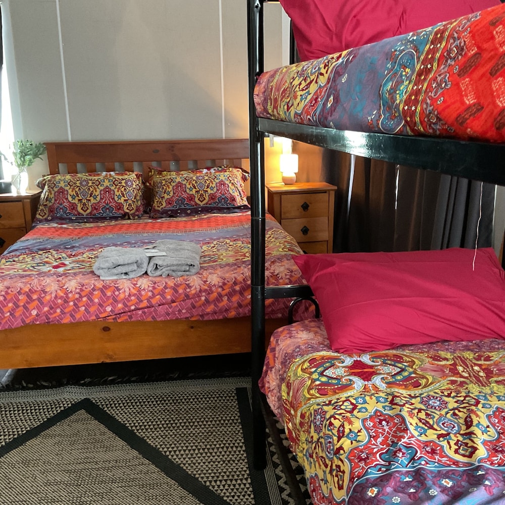 Corella Creek Country Farm Stay — hotel in Cloncurry