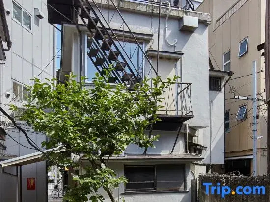 Pufuka Wakakusa ぷふか若草 — 4-Star Luxury Hotel in Tokyo, Japan
