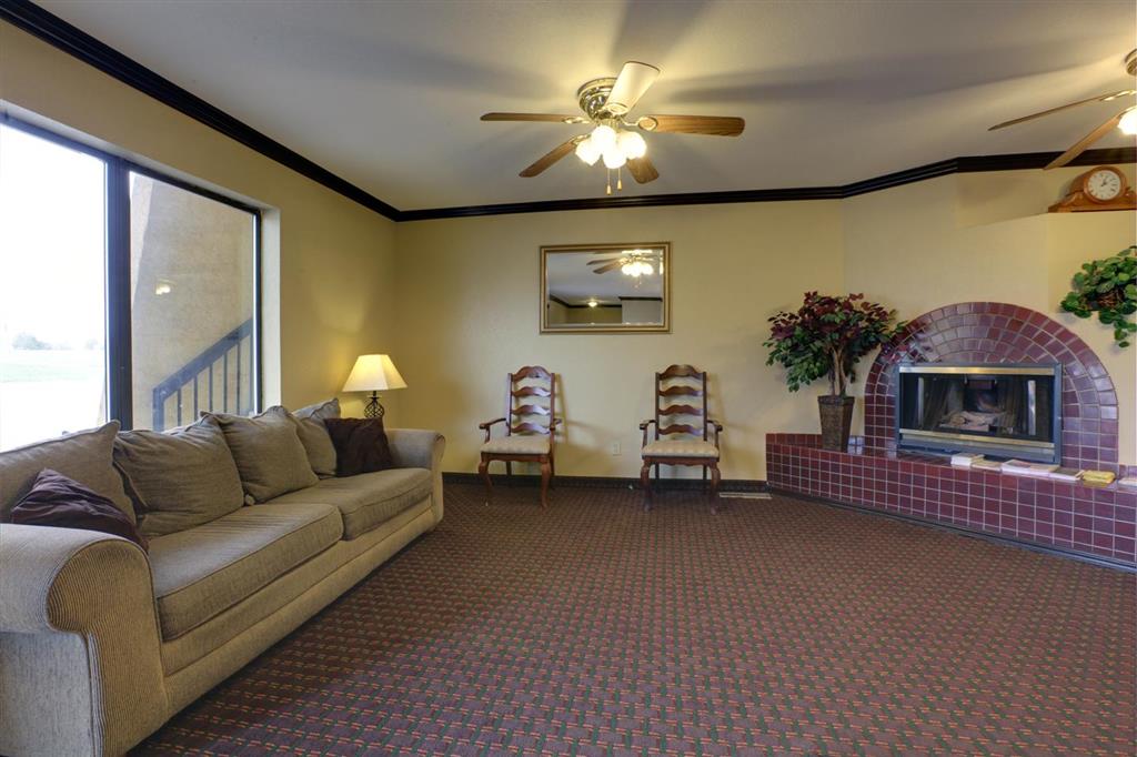 Americas Best Value Inn & Suites Yukon Oklahoma City - photo 4