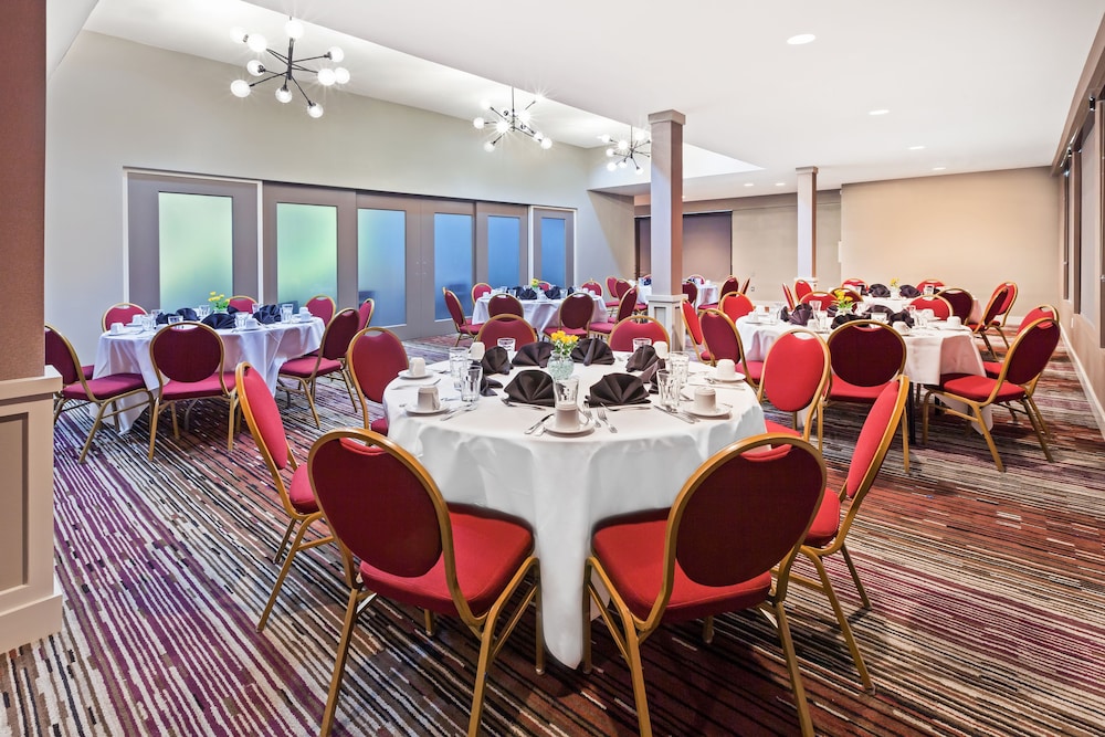 Holiday Inn Tyler Conference Center by IHG - photo 47