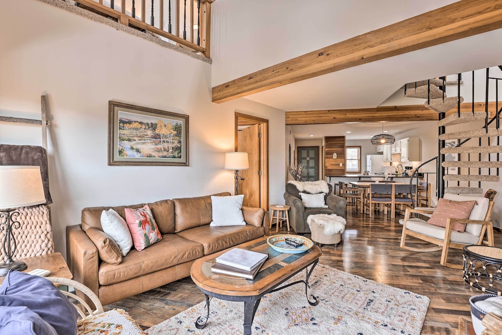Private Balcony and Resort Perks Silverthorne Condo - photo 3