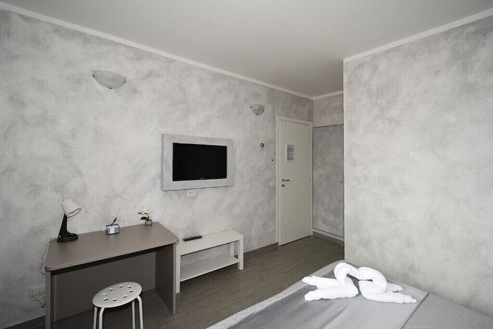 ILLUVIA affitto camere — Cornaredo — photo 4