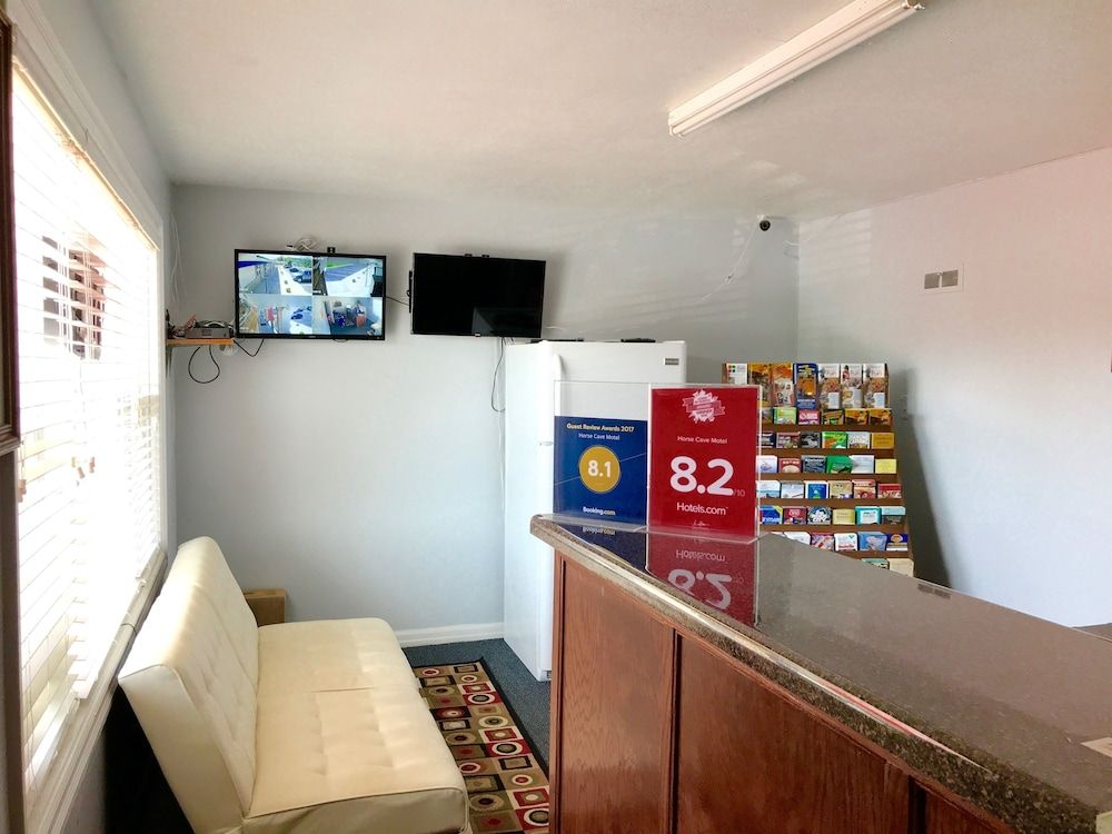 Horse Cave Motel - photo 4
