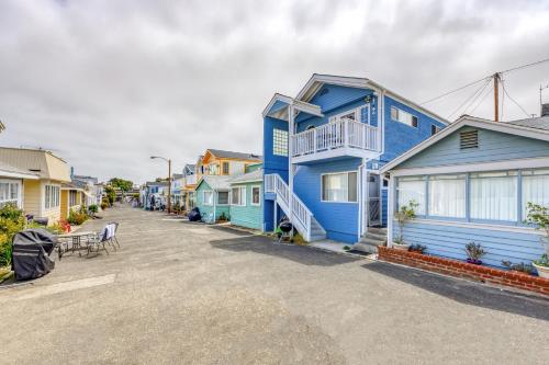 342E Upper 342 Eucalyptus Upper in Avalon, United States