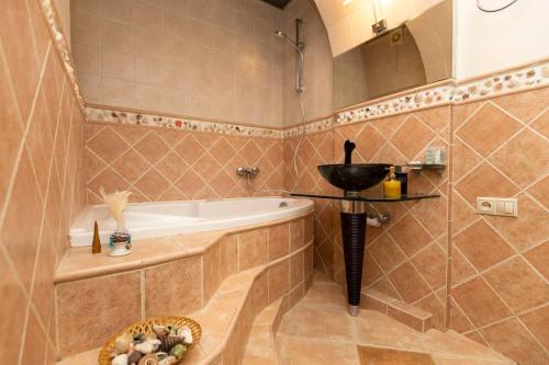 3BR Triplex w Terraces Heart of Tbilisi By Wehost