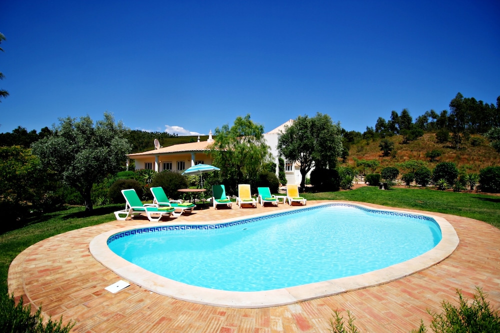 Villas2Go2 Farm — 4-Star Luxury Hotel in Portimao, Portugal