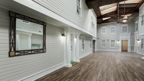 The Post Loft In the Heart of Downtown Statesboro — 4-Star Luxury Hotel in Statesboro, United States