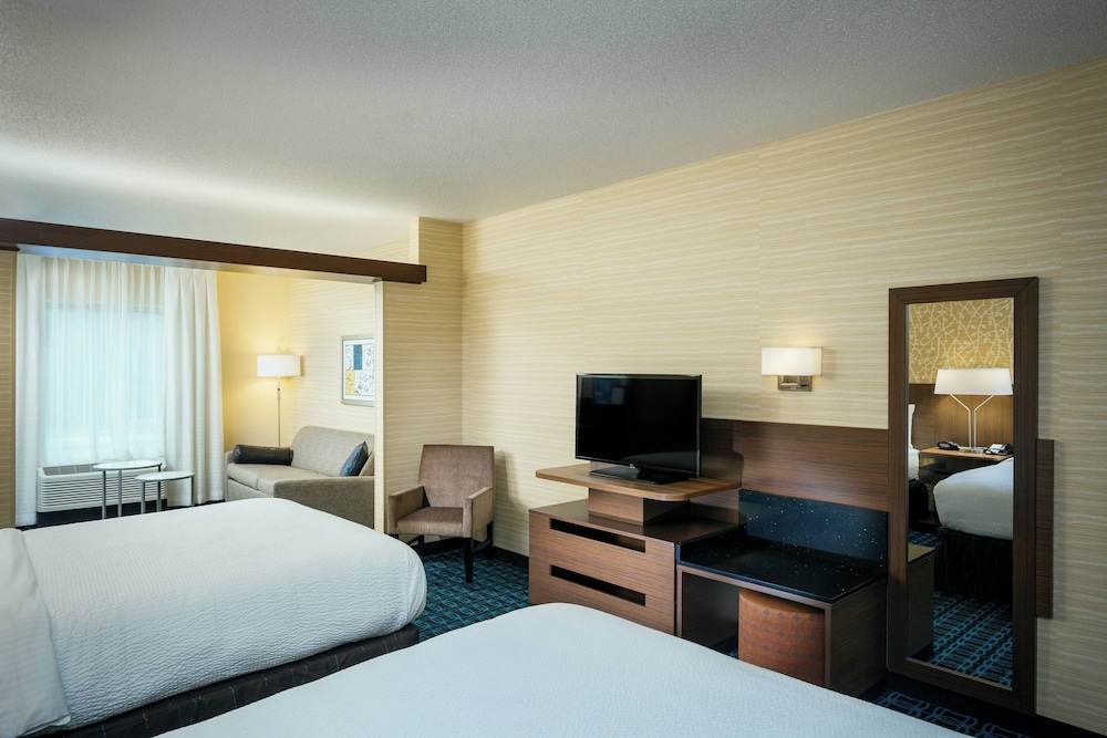 Fairfield Inn & Suites by Marriott Tacoma DuPont - photo 7