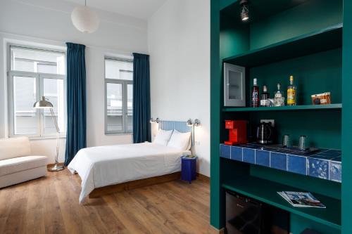 The Baroness — 4-Star Luxury Hotel in Kalamata, Greece