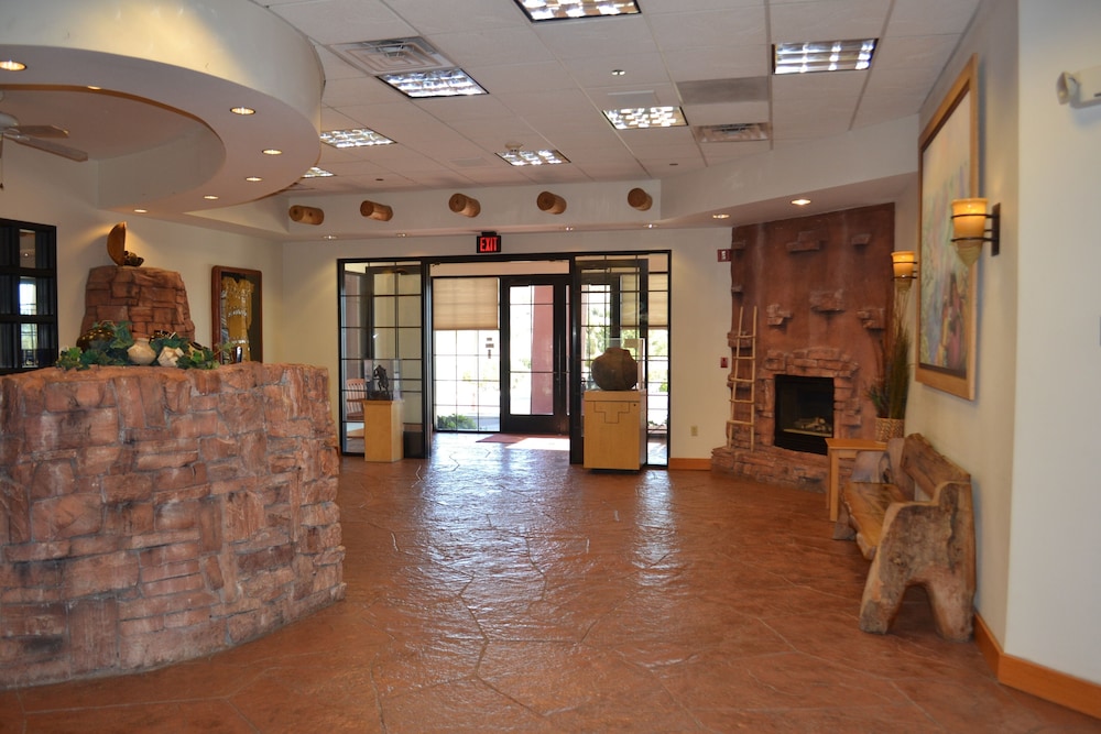 The Lodge at Cliff Castle Casino - photo 2