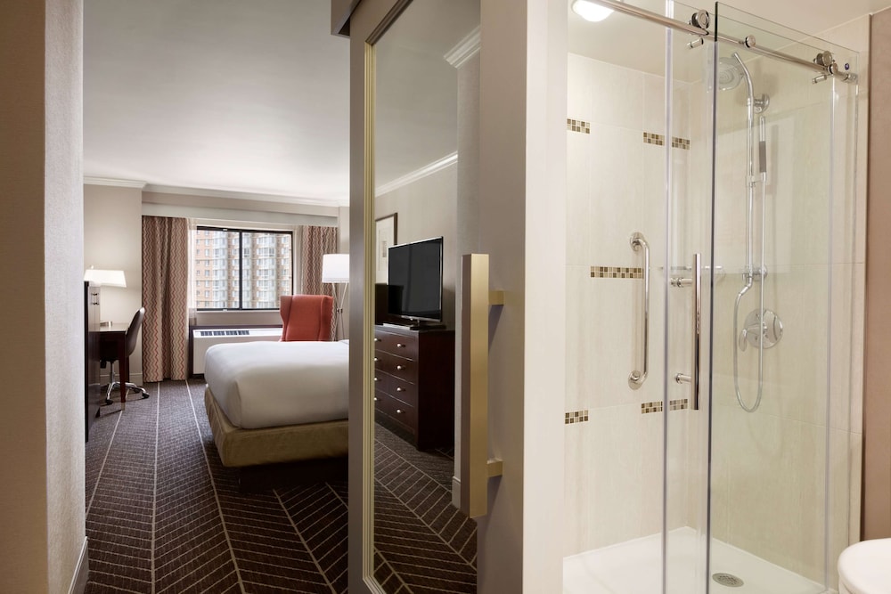 Hilton Arlington - photo 21