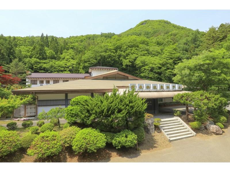 Ryusendo Onsen Hotel — hotel in Miyako