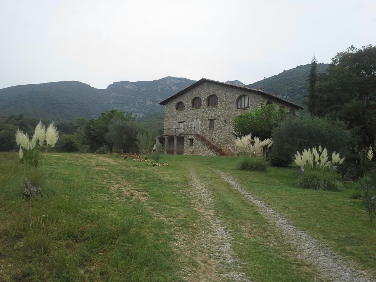 Allotjatments Can Servosa — hotel in Sales De Llierca
